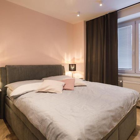 Flexihome Sk - Tolsteho - Free Parking On The Street - 2 Bedrooms Košice Exterior foto